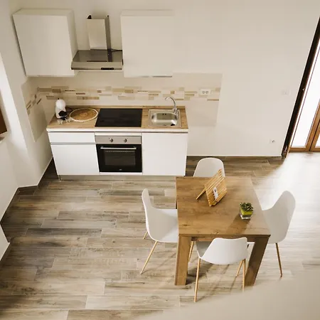 Le Terrazze Sul Apartment *